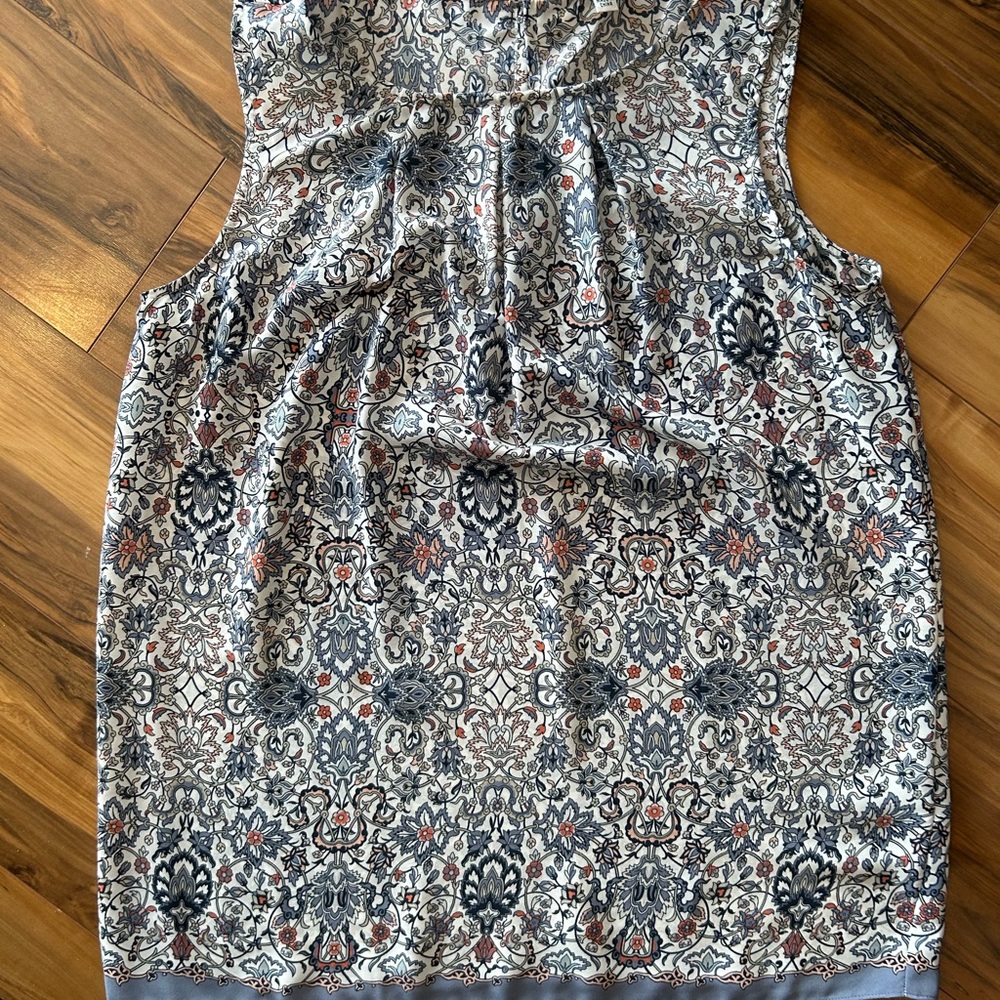 EUC Max Studio sleeveless top Medium